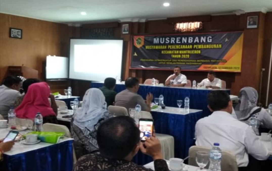 Tingkatkan Perkembangan Pembangunan, Kecamatan Mantrijeron Menggelar Musrenbang